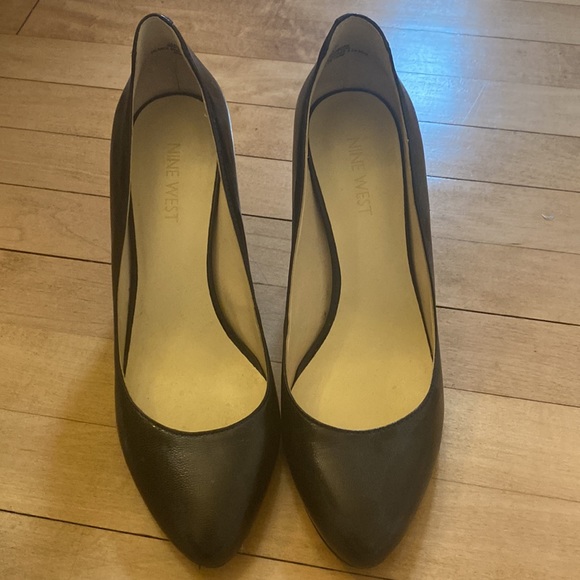 Nine West Block Heel - Picture 6 of 6